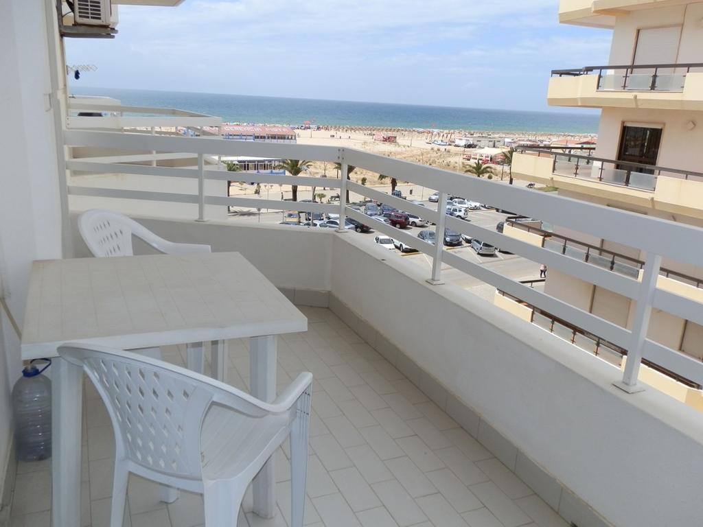 Apartamentos Carolino Monte Gordo Cameră foto